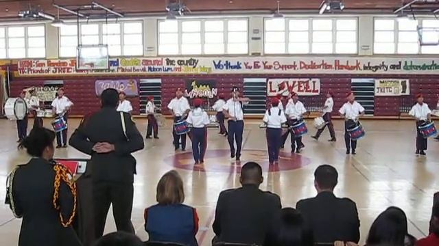 Abraham Lincoln High School Drum Corps Fall 2008 смотреть онлайн