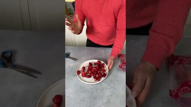 thumb-Клубника 500г-3}