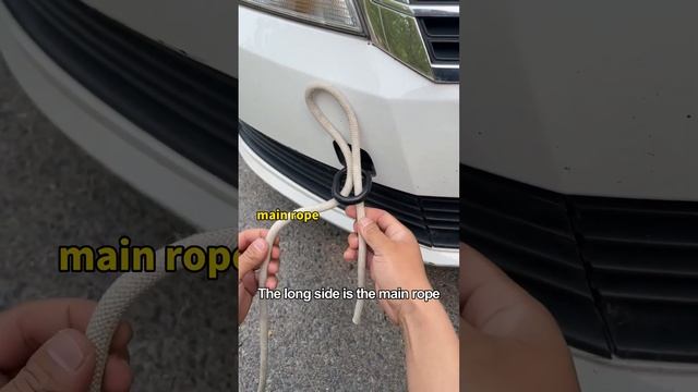 It was so wrong! Someone actually tied the tow rope like this!#car #driving #tips #skills #howto смотреть онлайн