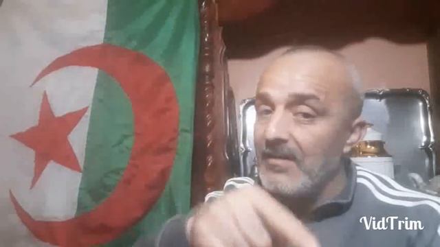 الاعـلامي مصطفى ـمعـزوزي يداـفـع علـى جمال ـبلـمـــــاضي смотреть онлайн