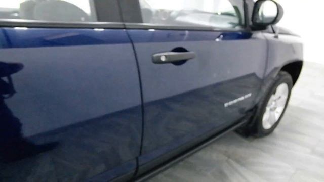 2012 Jeep Compass Sport 4WD Mark Wilsons Better Used Cars Guelph, Ontario Stock: CD658205 смотреть онлайн