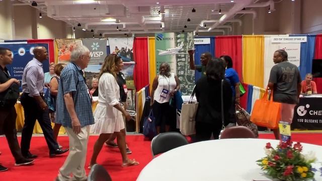 HEVI does MACo Con! | HEVI смотреть онлайн