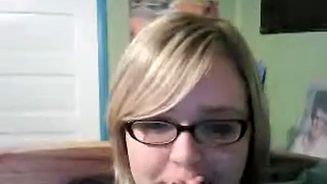 Blondies reaction to 1 guy 1 screwdriver смотреть онлайн