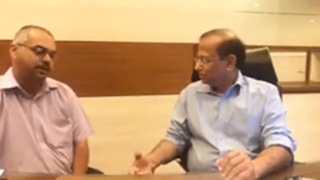 Interaction with noted cardiac surgeon Dr Mahadev Dixit from Belagavi смотреть онлайн