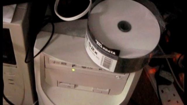A Look At a ReactOS LiveCD on RSRETRO-PC2 смотреть онлайн