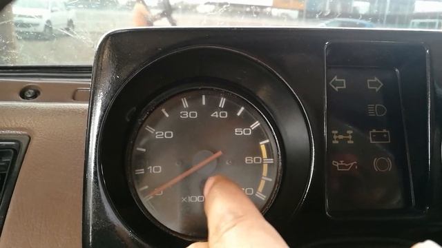 Revisado de un Trooper 4X4 modelo 90 Parte 1 (interior) смотреть онлайн