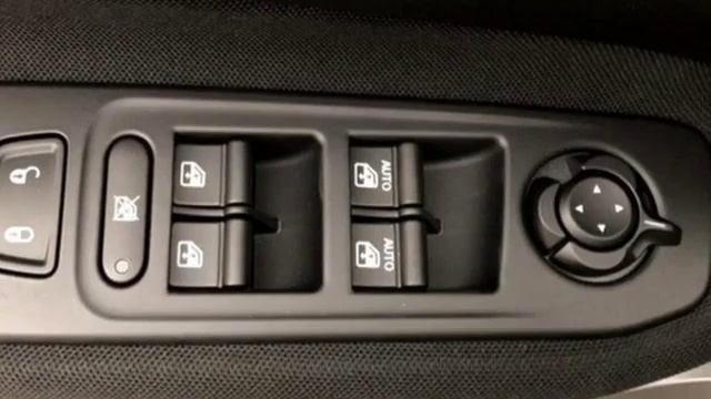 New 2019 Jeep Renegade WISCONSIN, WI #E1611 - SOLD смотреть онлайн