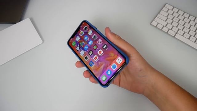 iPhone XS Max Leather Case Review смотреть онлайн