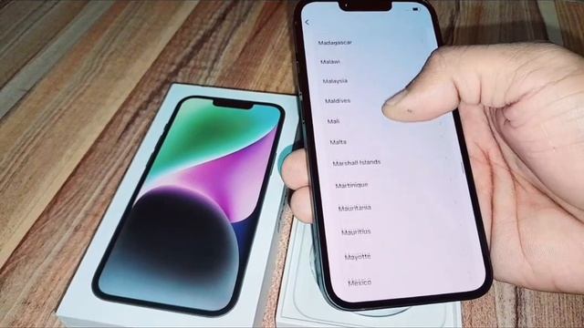 Apple iPhone 14 Unboxing *Worth Upgrade?* смотреть онлайн
