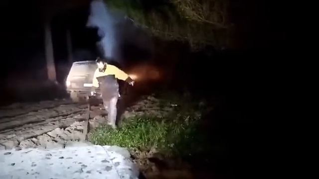 Range Rover classic v8 recovers Nissan Pathfinder NZ смотреть онлайн