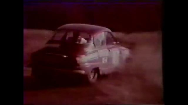 Saab Rally | Little Dark Age смотреть онлайн