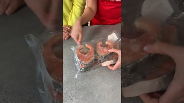 Стейк кижуча замороженный смотреть онлайн