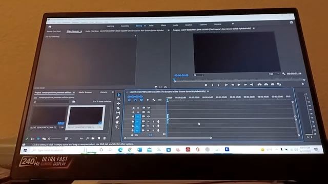 Hackworth's Editing: Opening and Creating New Projects (Premiere Pro Wednesday) смотреть онлайн