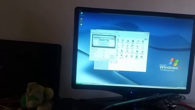 VMware Player Windows XP Professional смотреть онлайн
