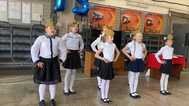 19.05.2021 С 15-летием ПСО им. Львова поздравляет Школа N 413 смотреть онлайн