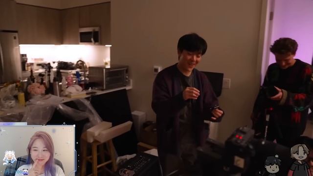 celine (ft. brodin) reacts to OFFLINETV REVERSE SECRET SANTA :D смотреть онлайн