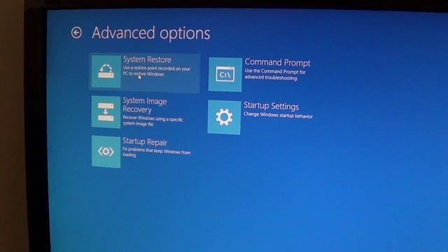 Windows 8 - How to boot your computer into System Restore смотреть онлайн