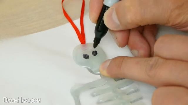 DIY Glow in the Dark Skeleton - Iphone new смотреть онлайн