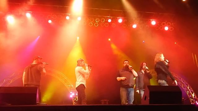 Home Free "Elvira" Morton, MN 2/13/16 смотреть онлайн