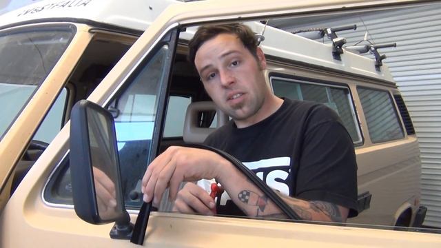 GoWesty Seal Kit for Front Roll-Up Windows [Vanagon] смотреть онлайн
