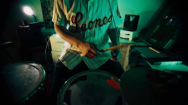 MQNT - Appetize (Live) смотреть онлайн