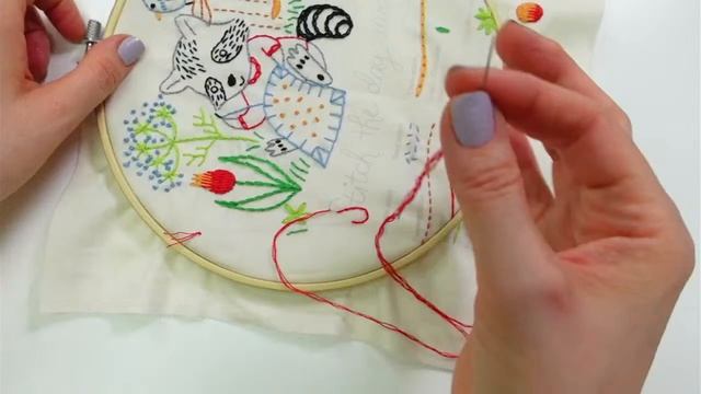 Stitching Raccoon Embroidery Sampler - vid 9 - Live with Alyssa смотреть онлайн