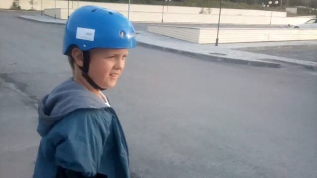 ролики учимся.mp4 смотреть онлайн