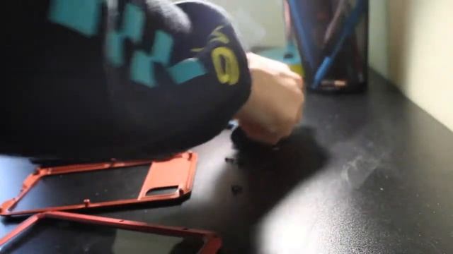 Unboxing (setting up) an iPhone XR indestructible metal rubber case смотреть онлайн