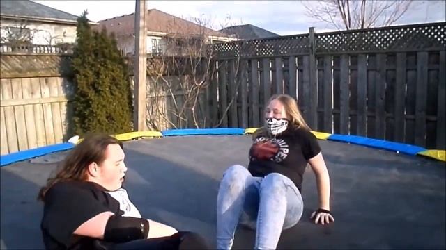 Maxx Desilets vs Mia Tesla смотреть онлайн