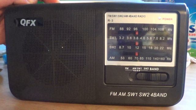 Radio Romania on QFX R3 4 band portable receiver 11800 Khz Shortwave смотреть онлайн