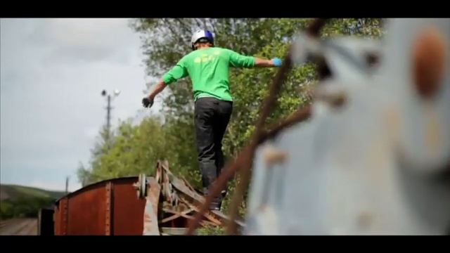 Danny Macaskill - Industrial Revolutions.flv смотреть онлайн