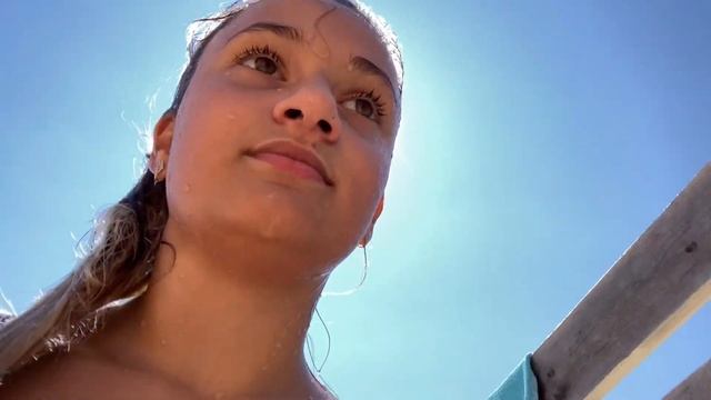 VLOG/купаюсь с Ликой,и треш в кафе с Леной/dariaaa смотреть онлайн