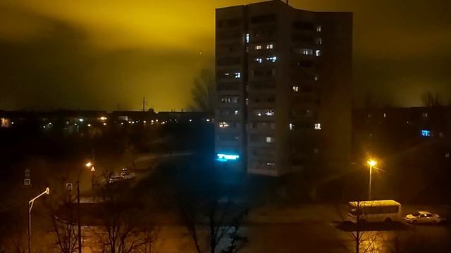 КАК Я ВСТРЕТИЛ НОВЫЙ ГОД НО ВЫ СМОТРИТЕ ТОЛЬКО В ОКНО смотреть онлайн