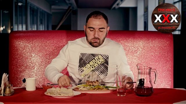 Валико ест шашлык шесть минут! Слишком аппетитно! #АСМР смотреть онлайн