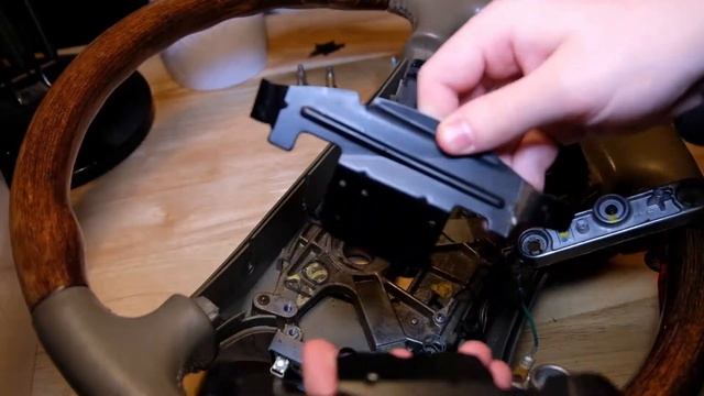 Jaguar/Daimler Super V8 Steering Wheel Restoration | Part 1 смотреть онлайн