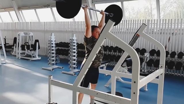 Тренировка плеч.Армейский жим, жим стоя 71.5 кг Лучшее упражнение на плечи. смотреть онлайн