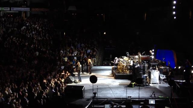Fleetwood Mac "Don't Shop" Boston Garden 4/18/13 смотреть онлайн