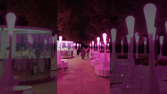 Открытое кафе у стадиона в парке Галицкого / Краснодар смотреть онлайн