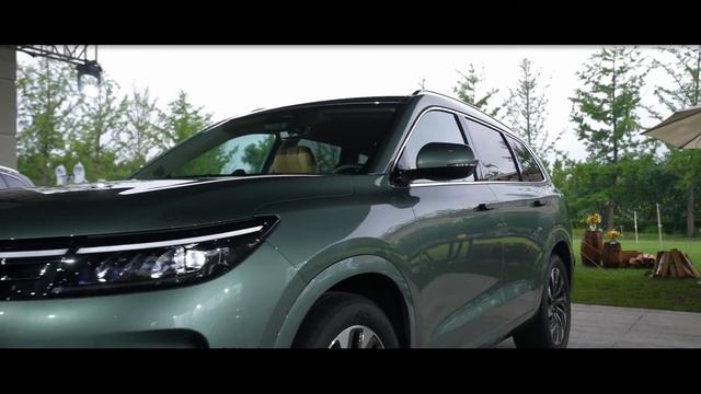 HUAWEI Aito M7 PHEV 2023 - First Look смотреть онлайн