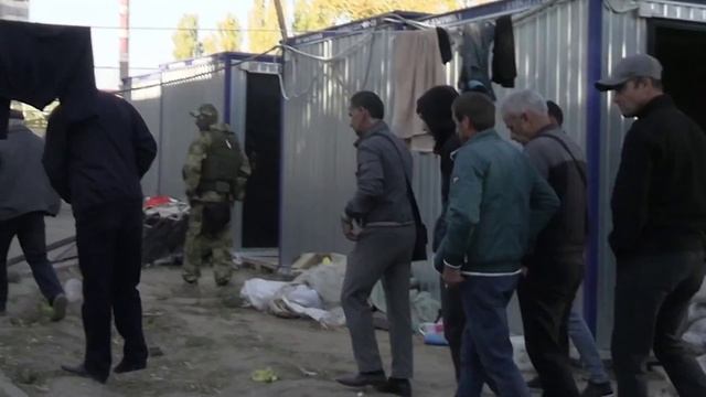 Правоохранители ЛНР проверили свыше 690 объектов в рамках второго этапа операции «Нелегал-2024» смотреть онлайн