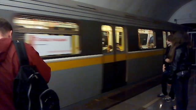 Парад поездов метро смотреть онлайн