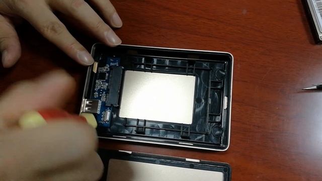 GOLE1 4GB/6GB+ HDD version, How to install the 2.5''HDD смотреть онлайн