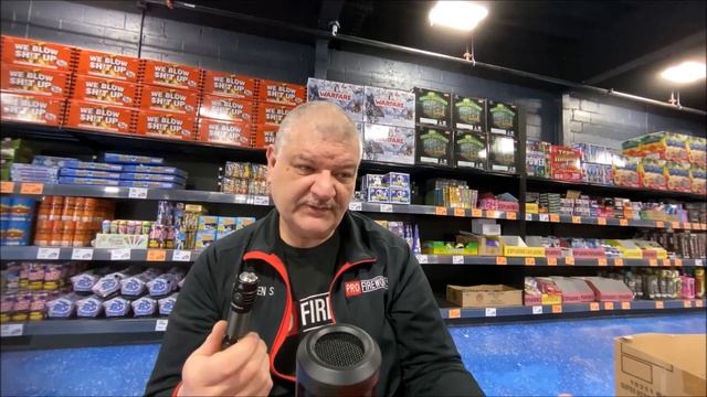 SOFIRN SC18 Flashlight