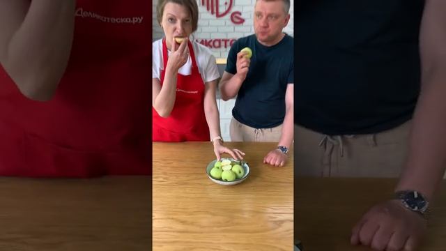 Яблоки Белый налив Россия смотреть онлайн