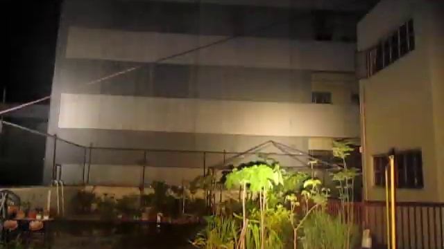 Convoy M21B (XHP70.3-Hi 4000k R9050) Vs Convoy M21B (XHP70.3-Hi 3000k R9050) Beam Compare