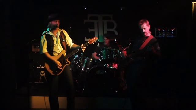 The Tony Edwards Band - Dangerous (LIVE) смотреть онлайн