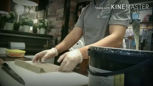 Master klass / yaponiskiy kuxnya roll i sushi 🍱🍣🍤как делают суши и ролл. смотреть онлайн