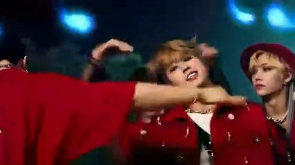 Stray Kids "소리꾼(Thunderous)" M/V