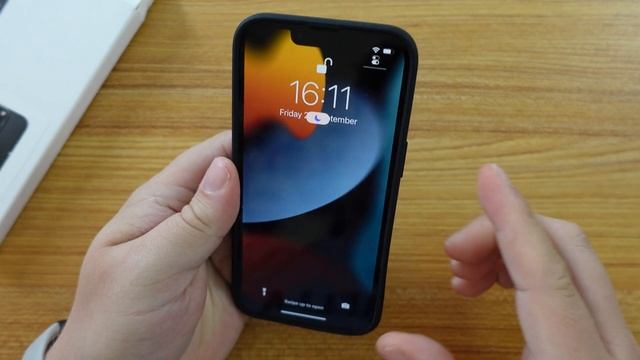 Apple iPhone 13 Pro - Spigen Liquid Air Case смотреть онлайн