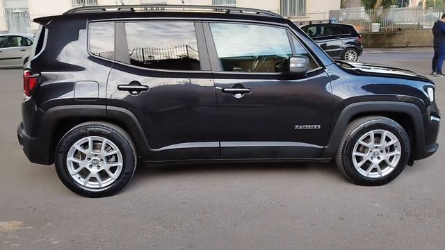 Jeep Renegade 1.6 Mjt 120 CV смотреть онлайн